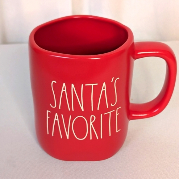 Rae Dunn Santa's Favorite Coffee Tea Cup Mug by Magenta NWOT - Picture 1 of 3